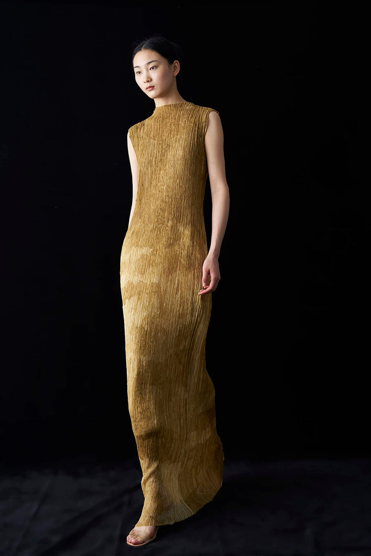 Summer New Arrival – Colour - Washed in Gobi StyleTie-Dye Mulberry Silk Sleeveless Maxi Dress with Oil-Painting Effect